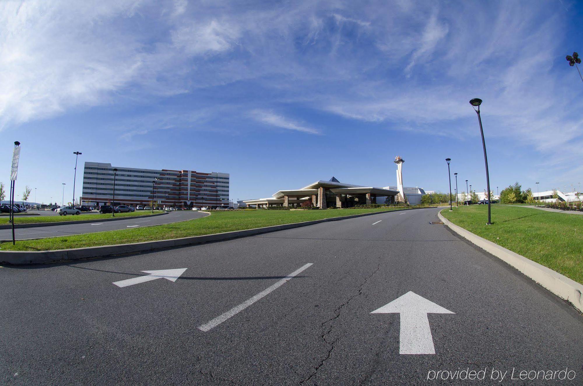 Mohegan Pennsylvania - Adults Only Wilkes-Barre Luaran gambar